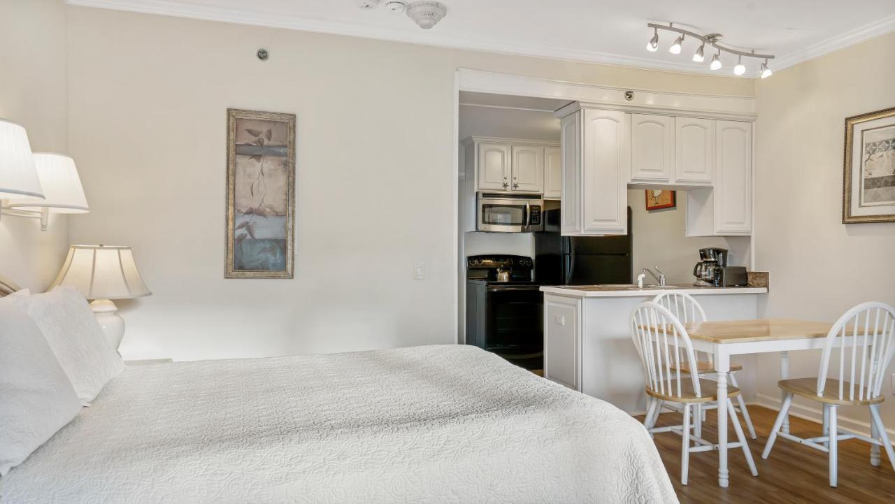 Windward Shores Amagansett Exterior photo